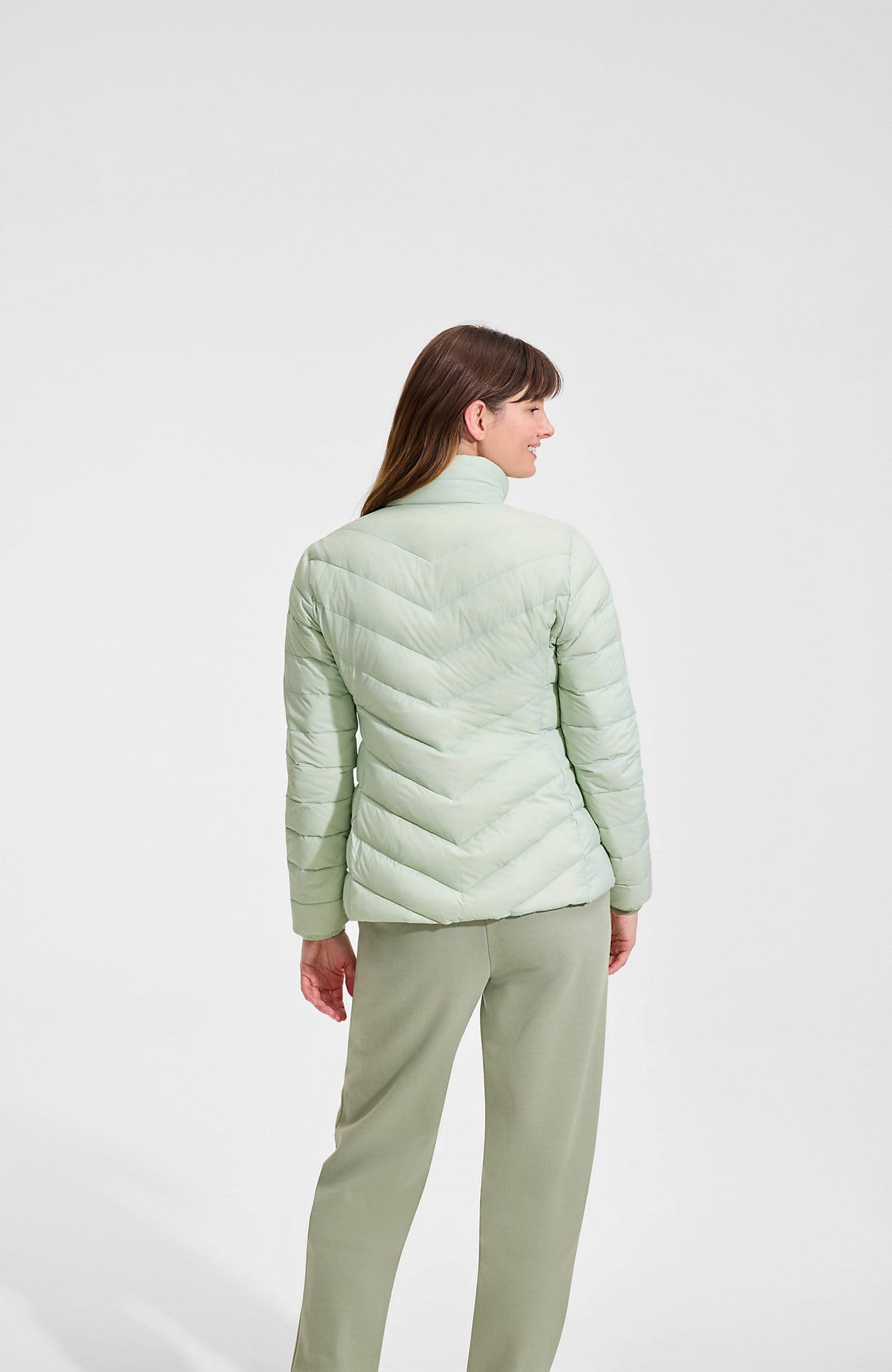 Wanderweight Ultralight Packable Chevron Quilted Down Jacket - image 4