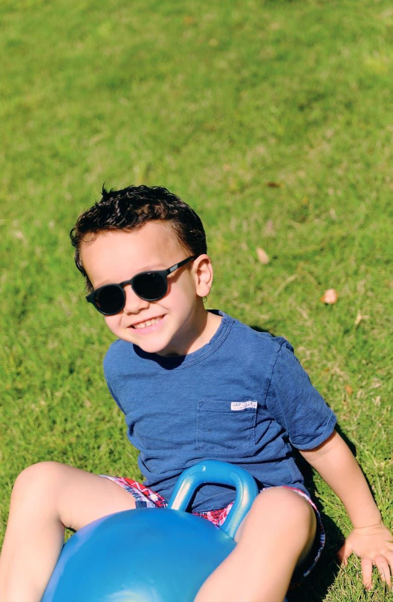 Babiators Kids' Polarized Original Keyhole Sunglasses, Alternate, color, Jet Black/Smoke Gradient