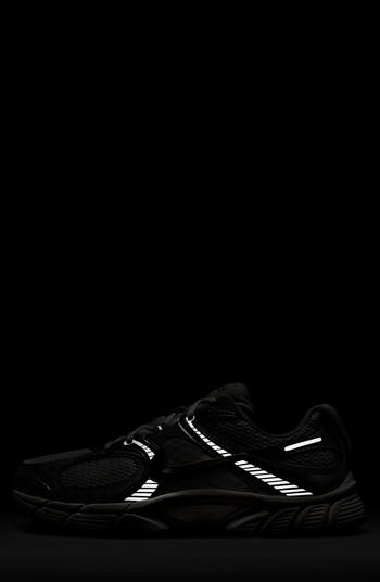 V5 RNR Sneaker