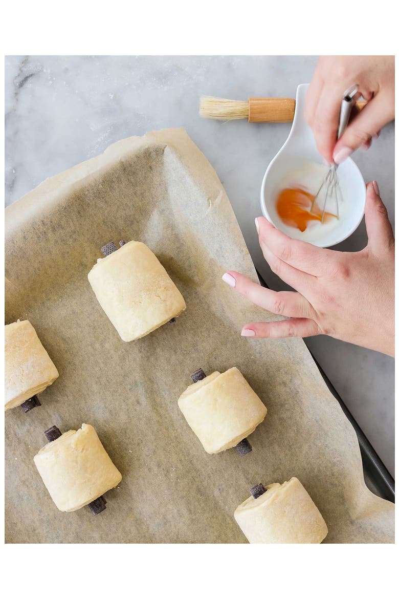 Pain au Chocolat Making Kit, Alternate, color, RED