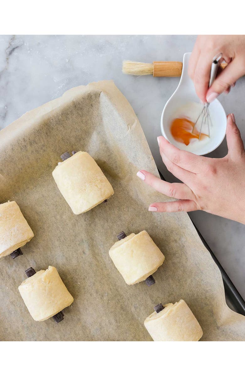 Brooklyn Brew Shop Pain au Chocolat Making Kit, Alternate, color, Red