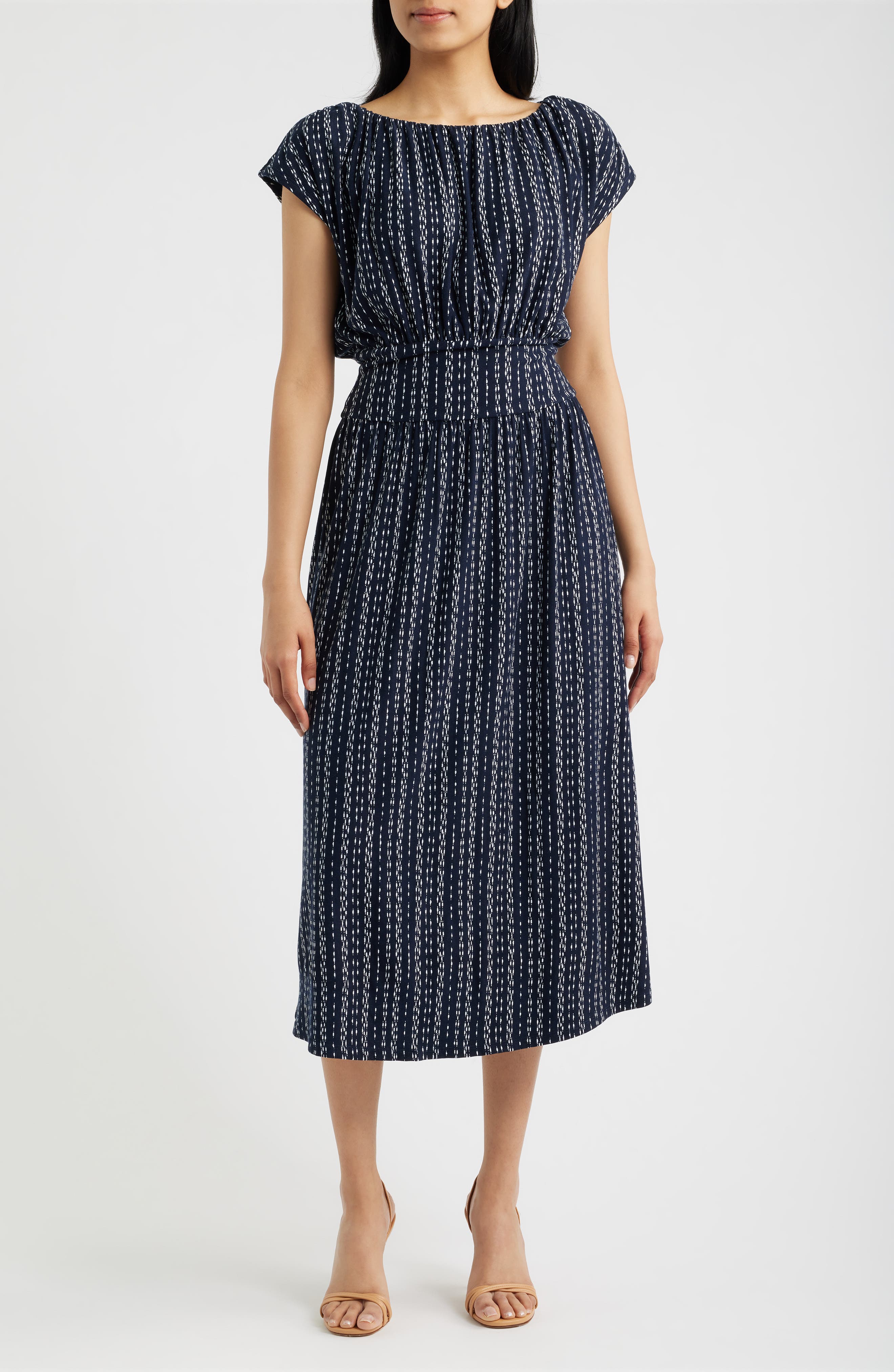 selected NAVY/ IVORY