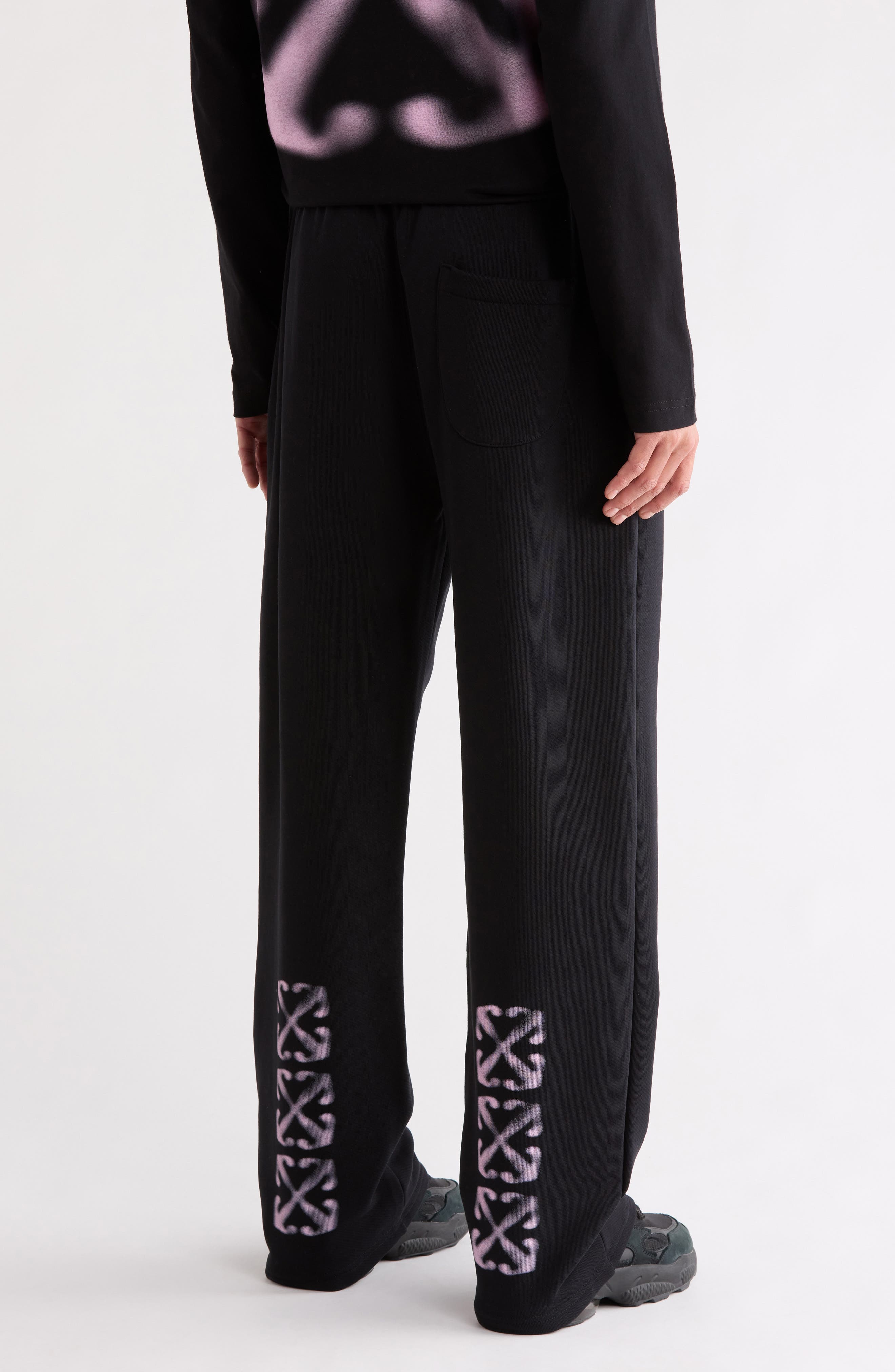 Vanish Arrow Sweatpants - image 4