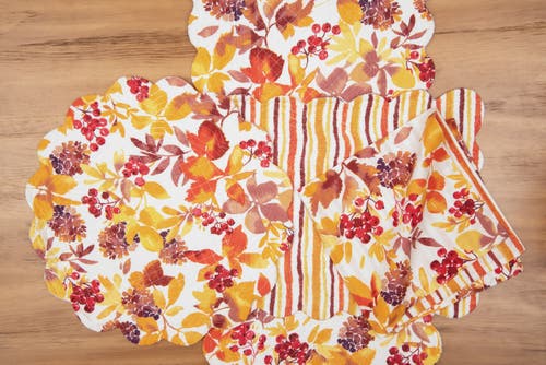 C & F Home C&f Home Cordelia Quilted Fall Leaves Watercolor Table Runner 14" X 51" In Multi