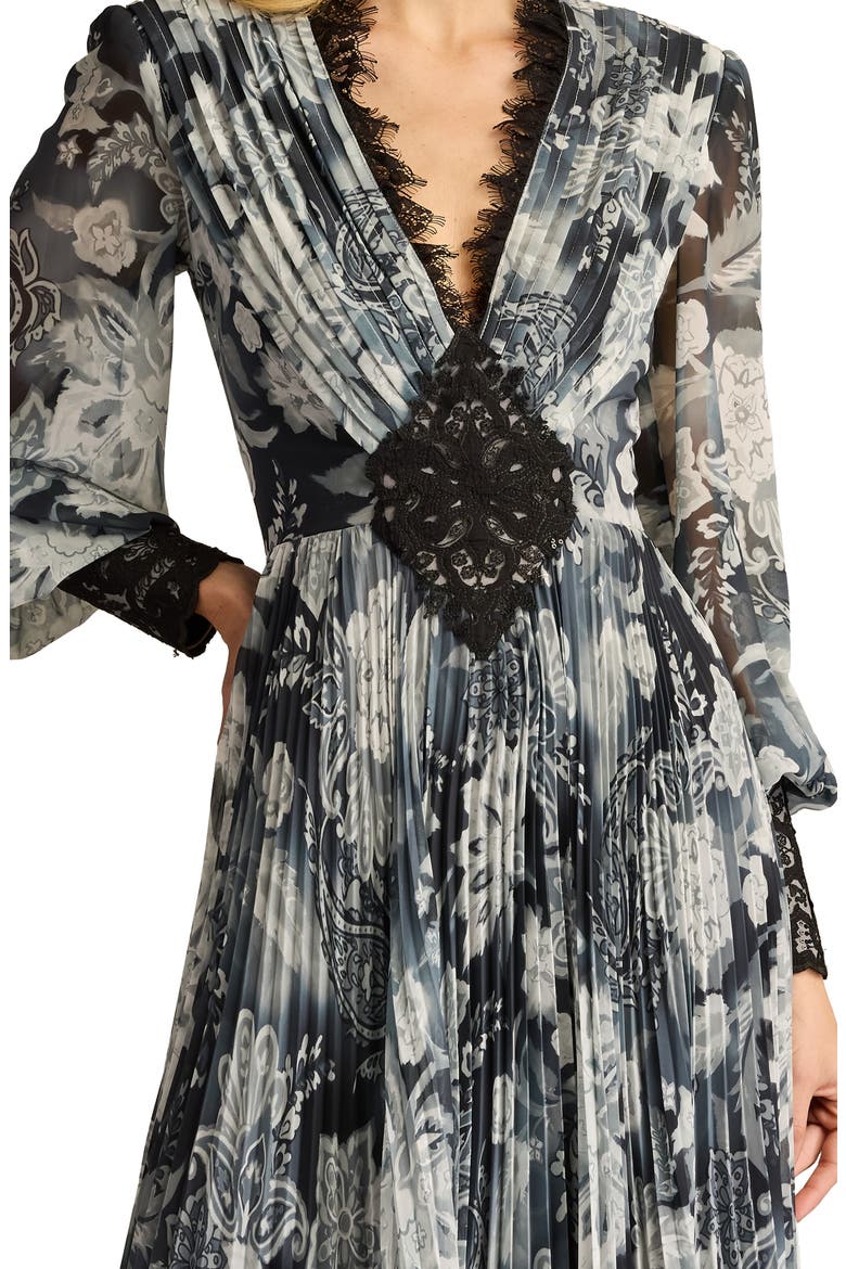 Paisley Floral Lace Detail Long Sleeve Pleated Georgette Gown, Alternate, color, IVORY/ BLACK