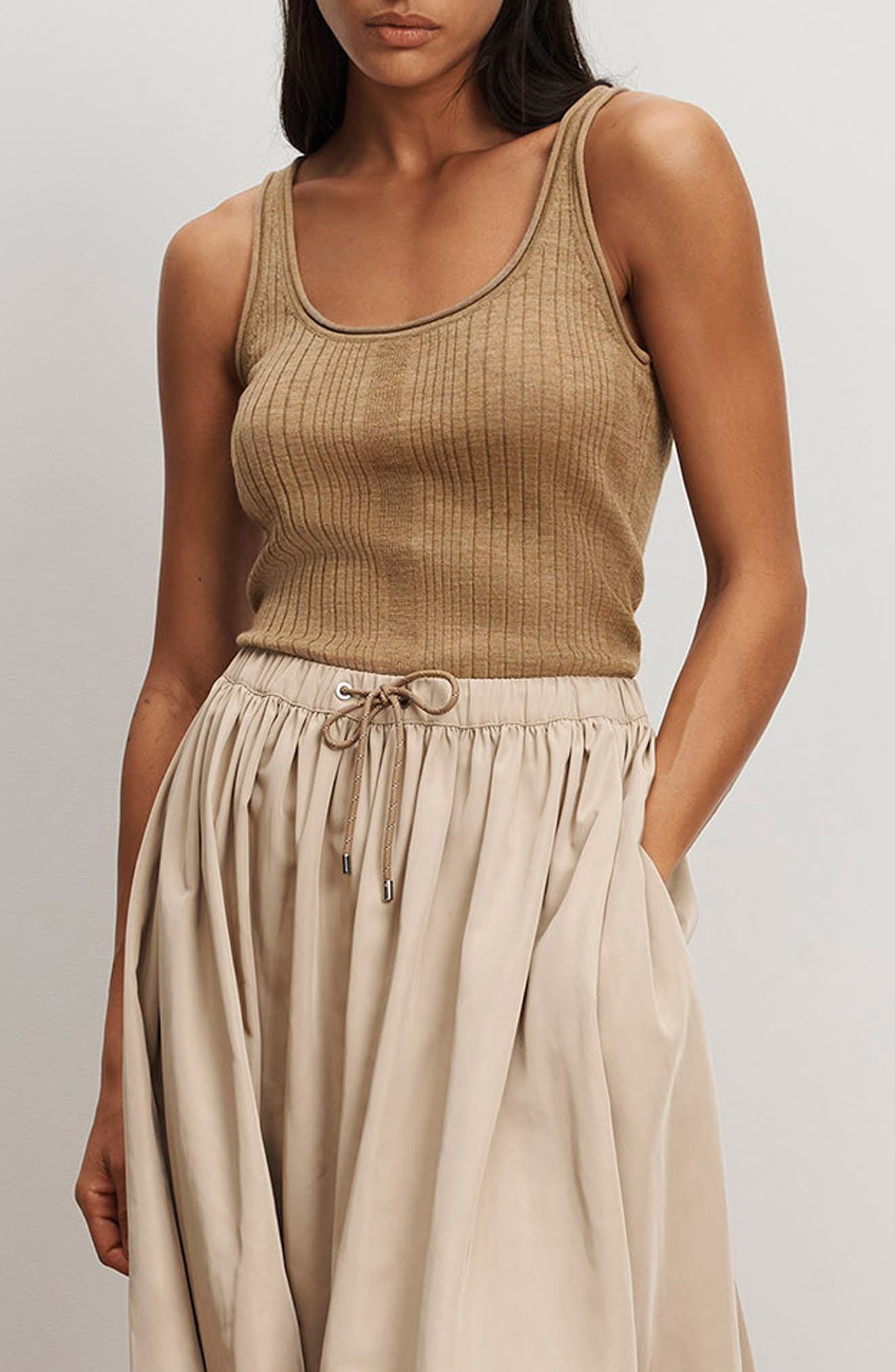 selected DARK KHAKI