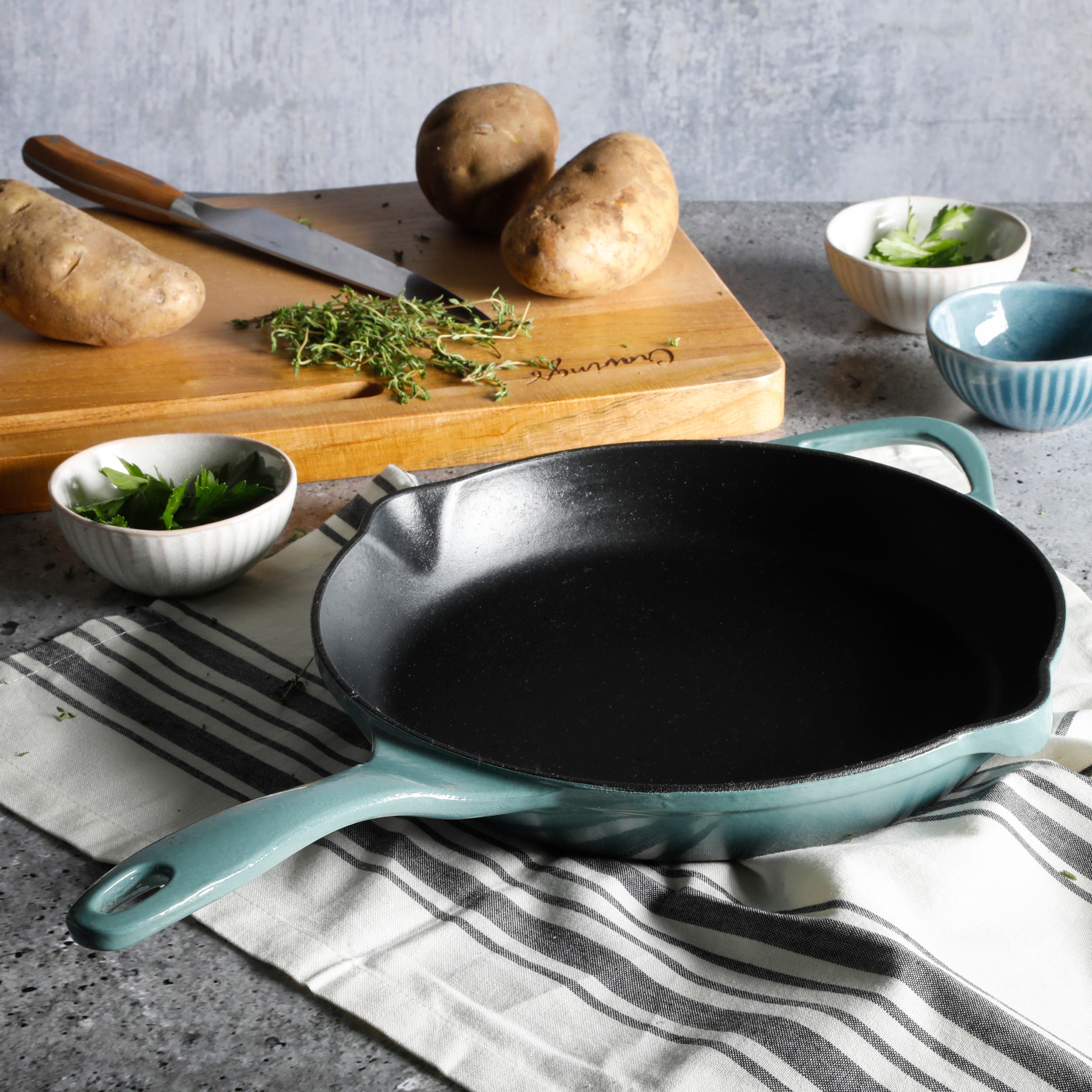 Cravings By Chrissy Teigen 11 Inch Round Enameled Cast Iron Skillet ...