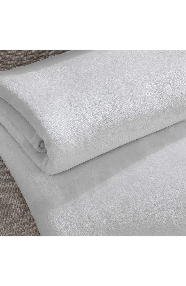Calvin Klein Core Plush Blanket, Alternate, color, Grey