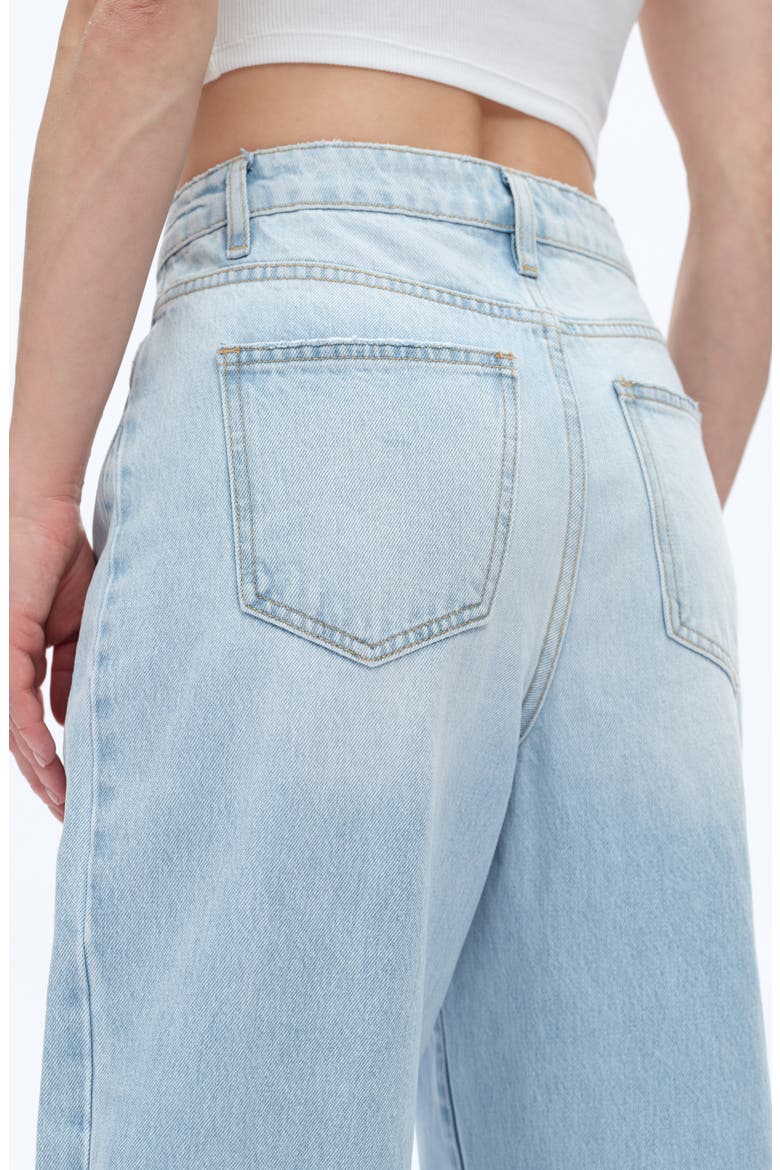 Raw Hem Super High Waist Barrel Jeans, Alternate, color, LIGHT BLUE