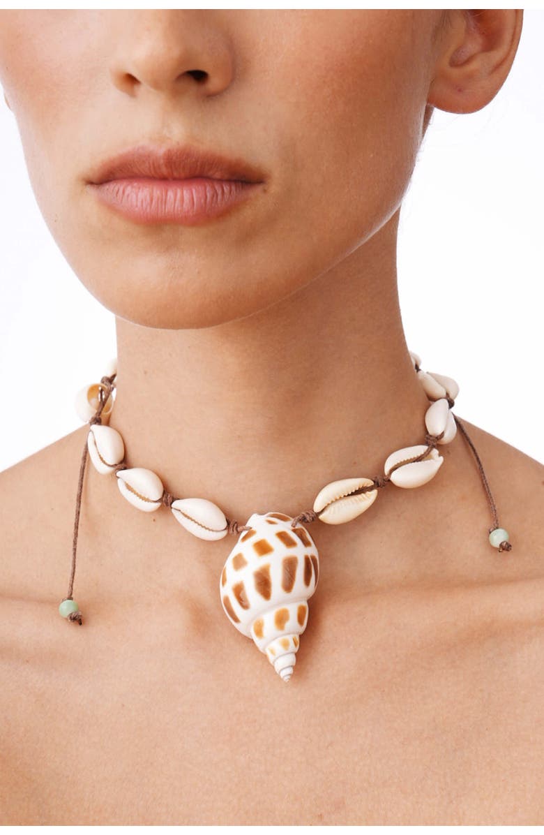 Velvet Luna Cowrie Shell Choker With Seashell Pendant, Alternate, color, Brown