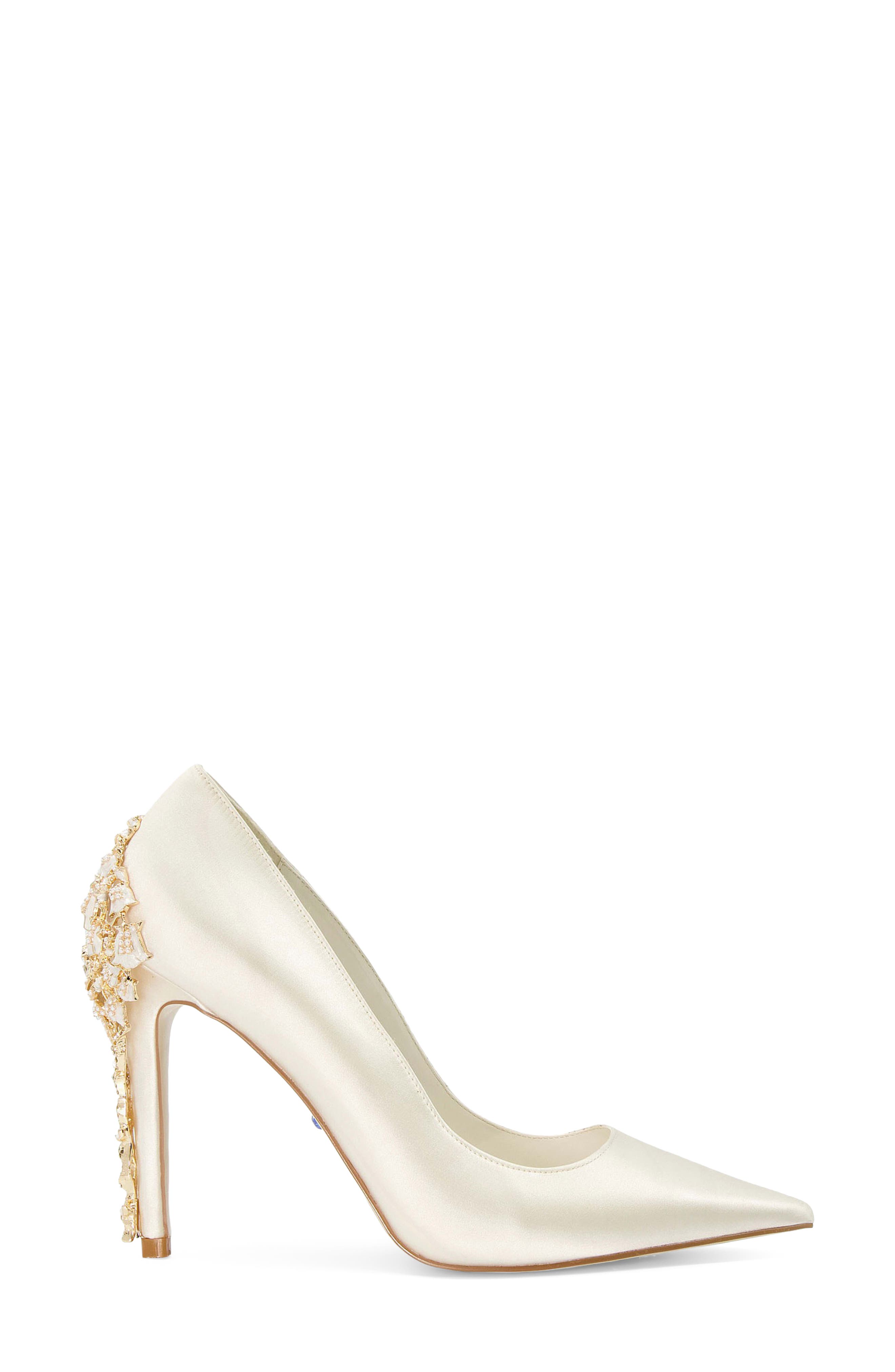 Dune London Boutiquie Pointed Toe Pump, Alternate, color, Ivory Fabric