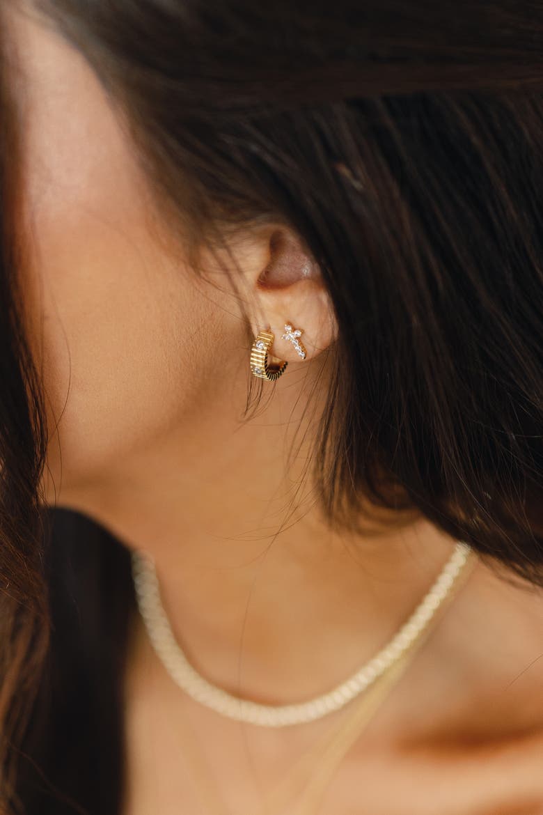 xDede Raad No Greater Love Cross Stud Earrings, Alternate, color, Gold