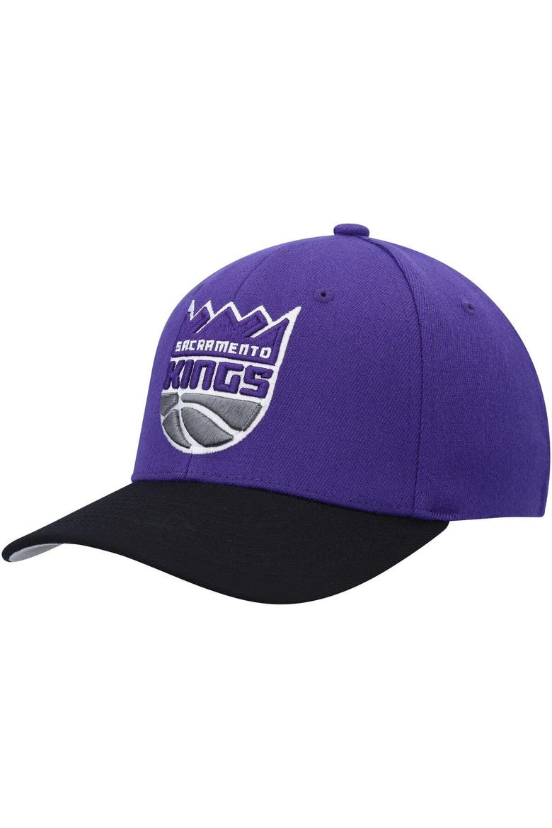 Men's Mitchell & Ness Purple/Black Sacramento Kings MVP Team Two-Tone 2.0 Stretch-Snapback Hat, Main, color, Purple
