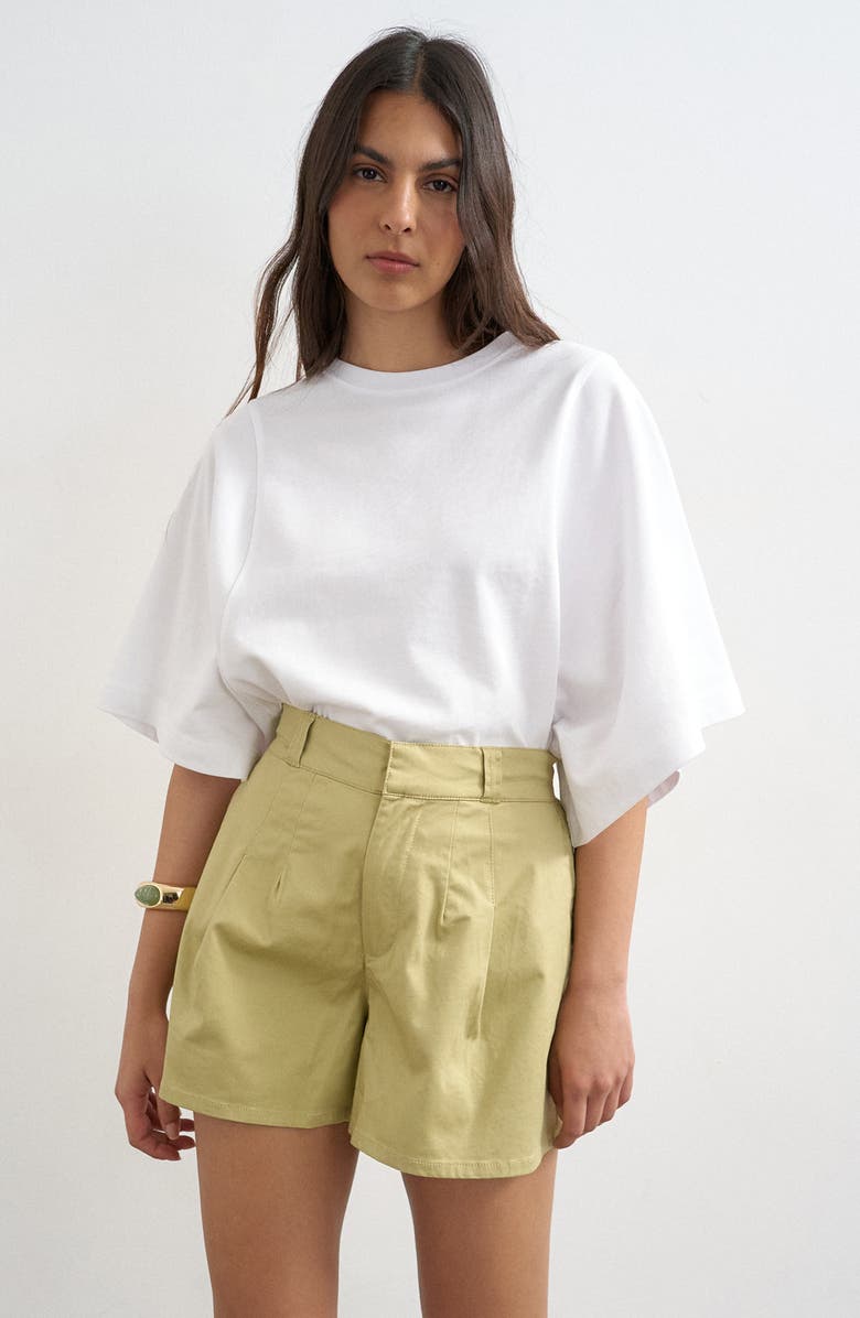 Topshop Pleat Cotton Shorts, Alternate, color, Mgreen