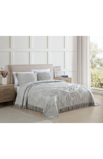 Beatrice Home Fashions Lotus Chenille Comforter In Gray