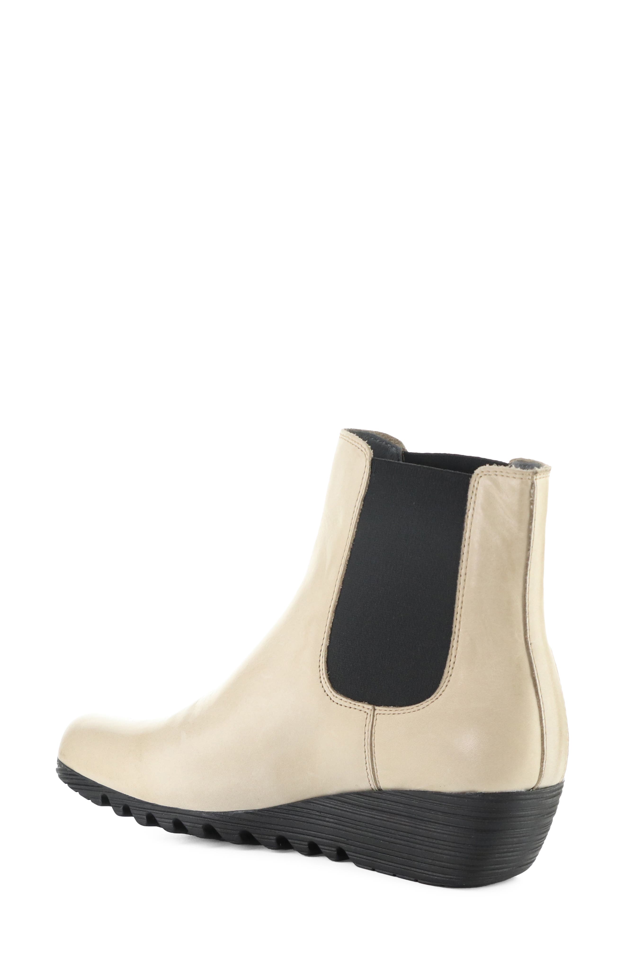 Orfu Wedge Chelsea Boot, Alternate, color, 004 TAUPE