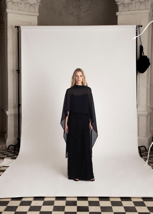 Alas High Neck Bridal Cape In Black