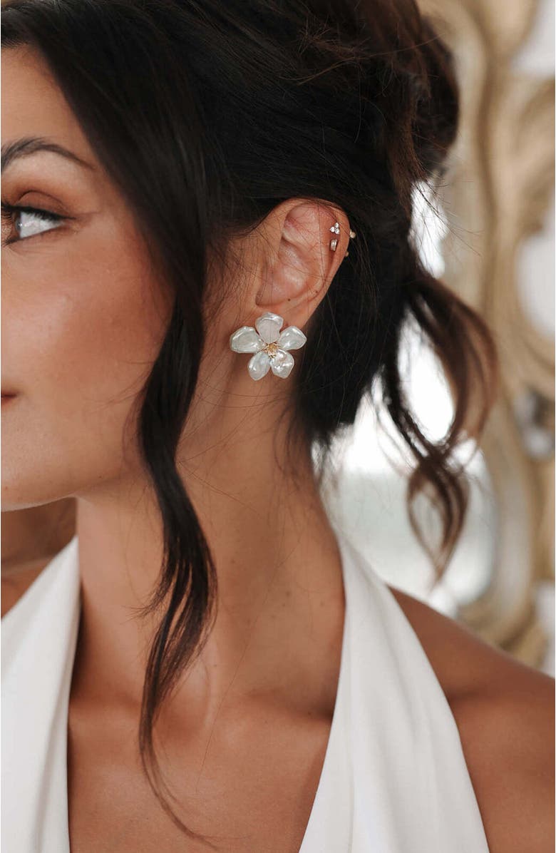 Untamed Petals Elodie Baroque Stud Earrings, Alternate, color, Gold