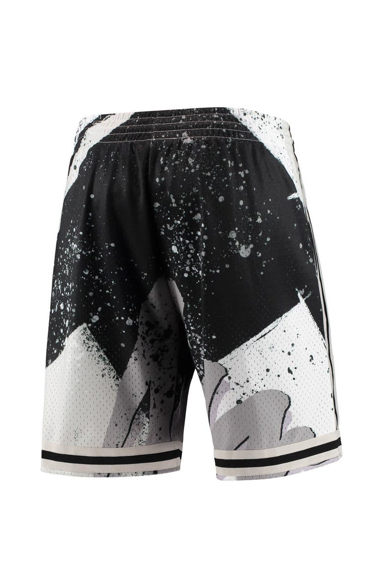 Mitchell & Ness Men's Mitchell & Ness Black Chicago White Sox Hyper Hoops Shorts, Alternate, color, Black