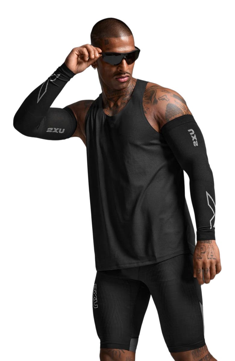 2XU Light Speed Tech Singlet, Alternate, color, Black/Black Reflective