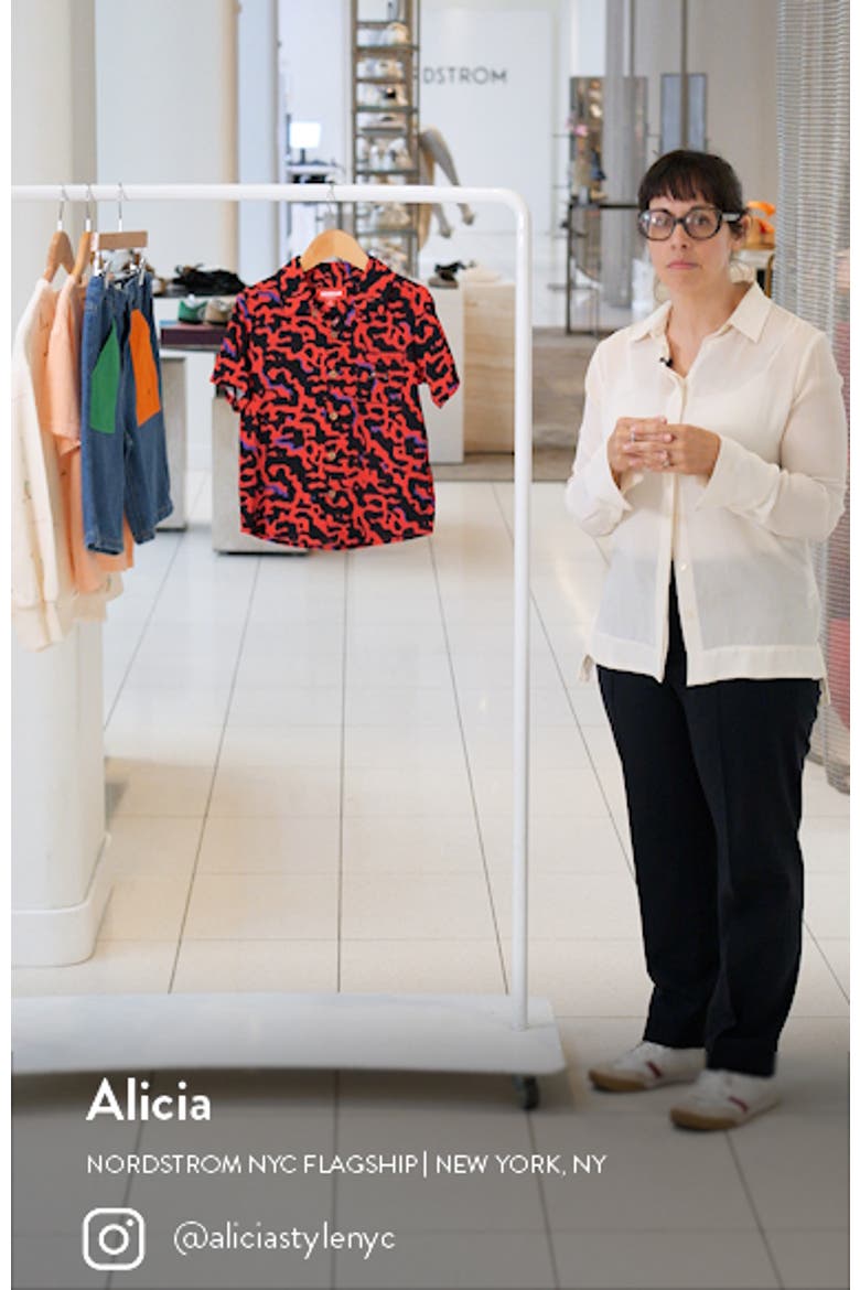 Kids' Magma Short Sleeve Button-Up Shirt video