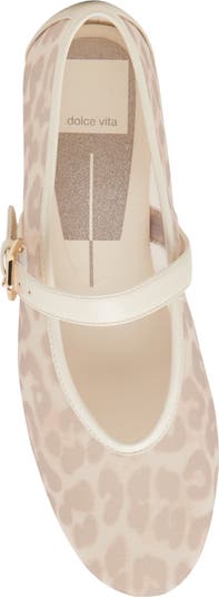 Roslyn Mary Jane Flat