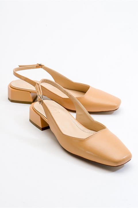 State Round Toe Slingback Pump
