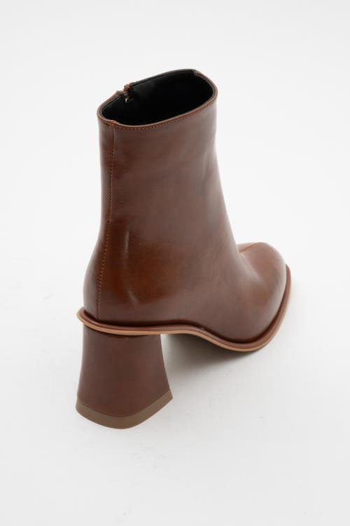 Prologue Shoes Maura Block Heel Boot In Brown