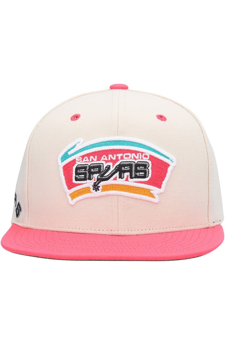 Mitchell & Ness Men's Mitchell & Ness Cream/Pink San Antonio Spurs Hardwood Classics 2-Tone Chain-Stitch Snapback Hat, Alternate, color,