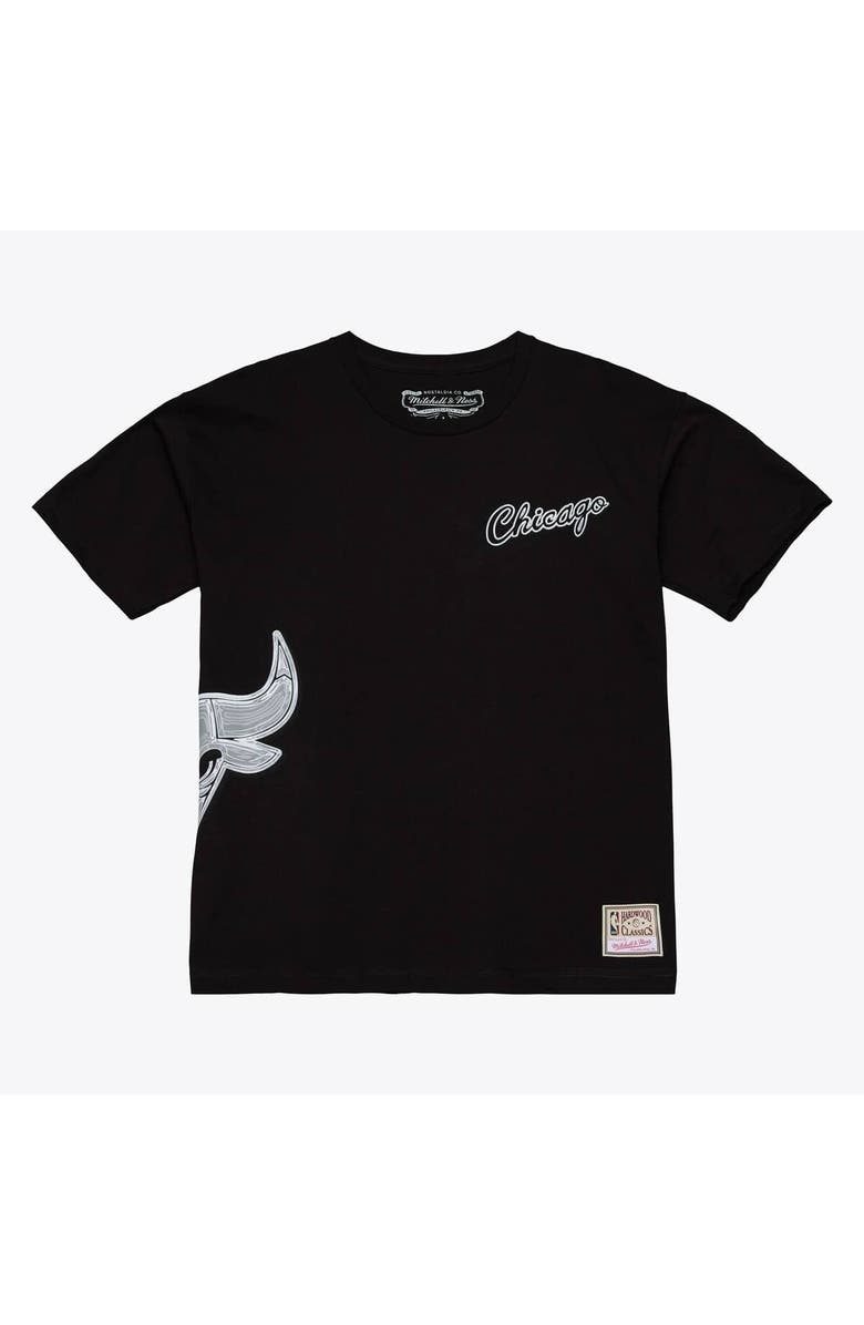 Mitchell & Ness Men's Mitchell & Ness Black Chicago Bulls Chrome Heritage T-Shirt, Main, color, Black