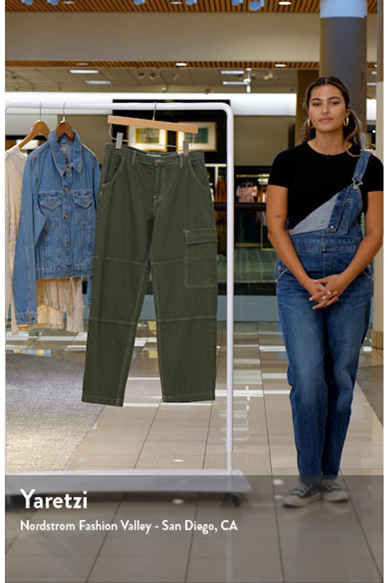 Mid Rise Straight Leg Cargo Jeans video
