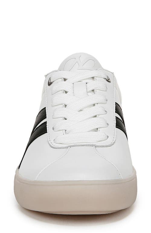 Naturalizer Medina Sneaker In White/black