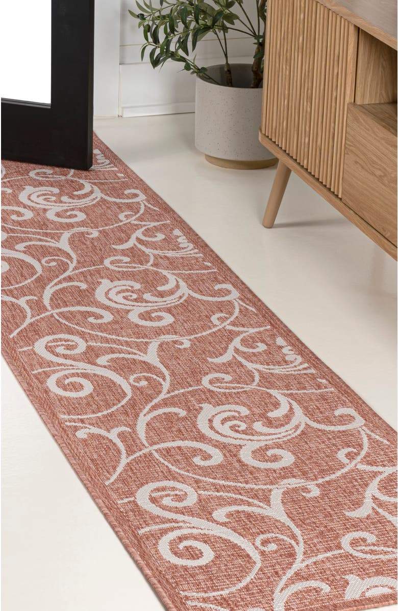 JONATHAN Y Maribel Traditional Classic All-Over Scroll Indoor/Outdoor Area Rug, Alternate, color, Salmon/Cream