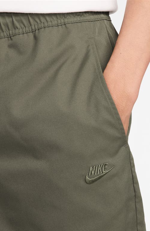 Nike Club Taper Woven Pants In Green