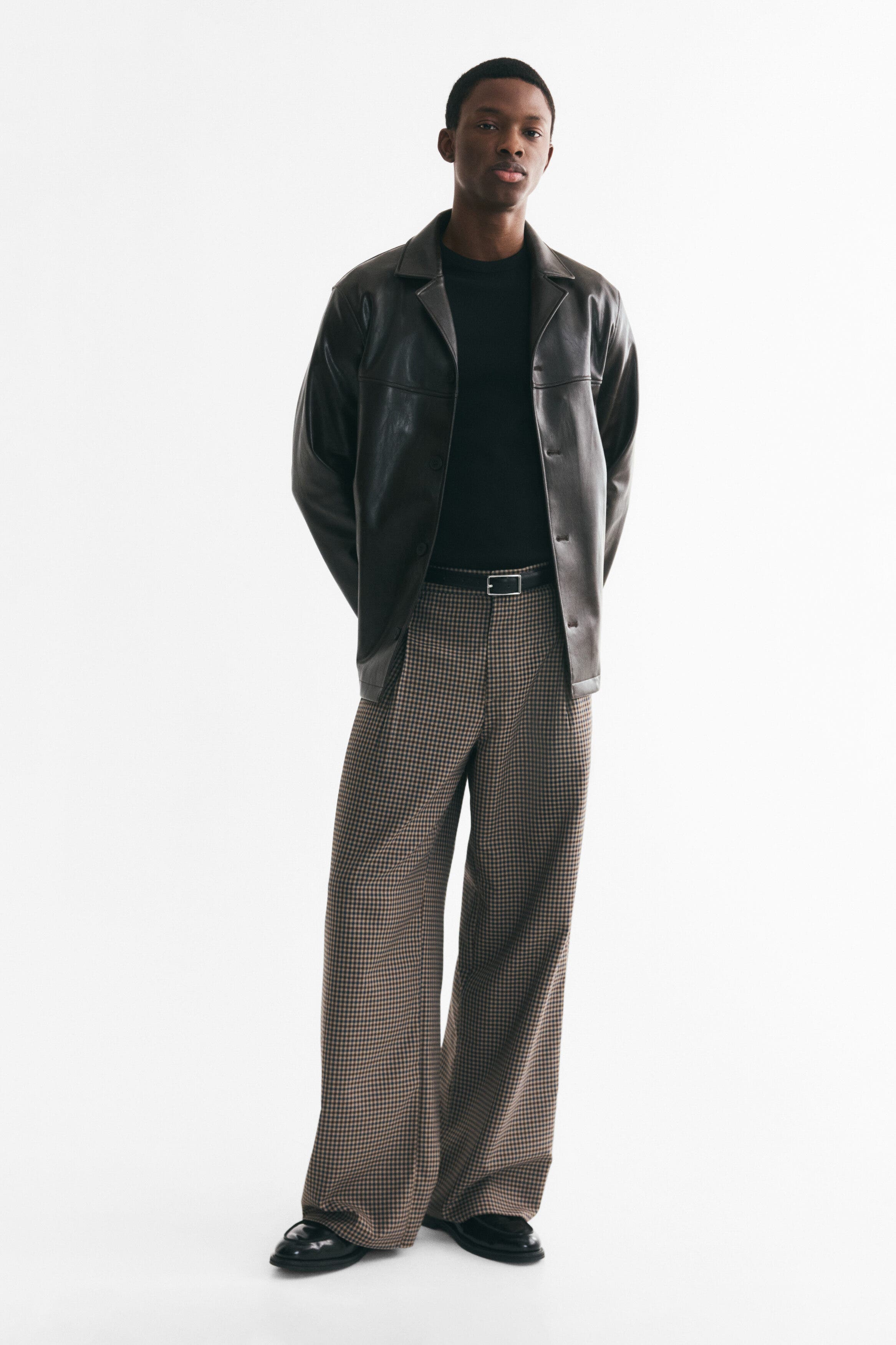 selected Light taupe/checked