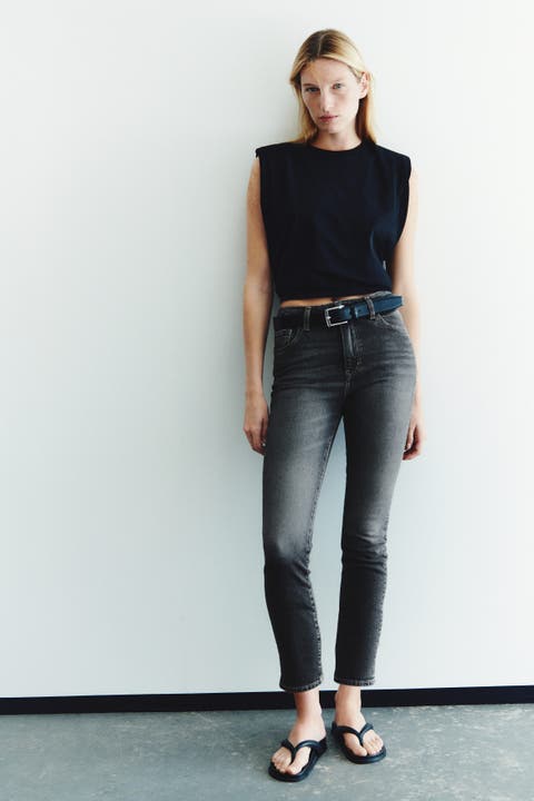 Slim Straight High-waist Ankle Jeans