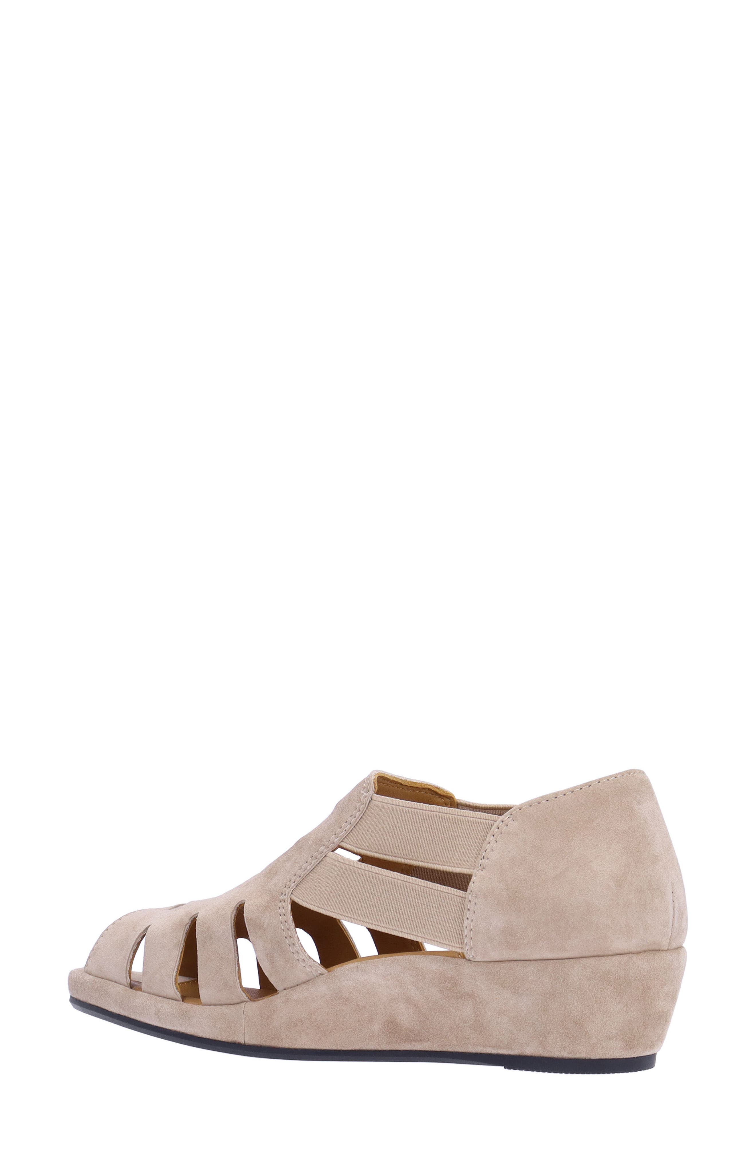 L
Amour des Pieds Bayla Wedge Sandal, Alternate, color, Taupe