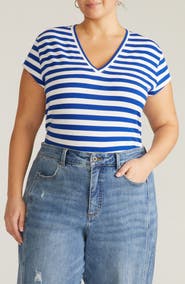 Universal Standard Ashley V-Neck T-Shirt