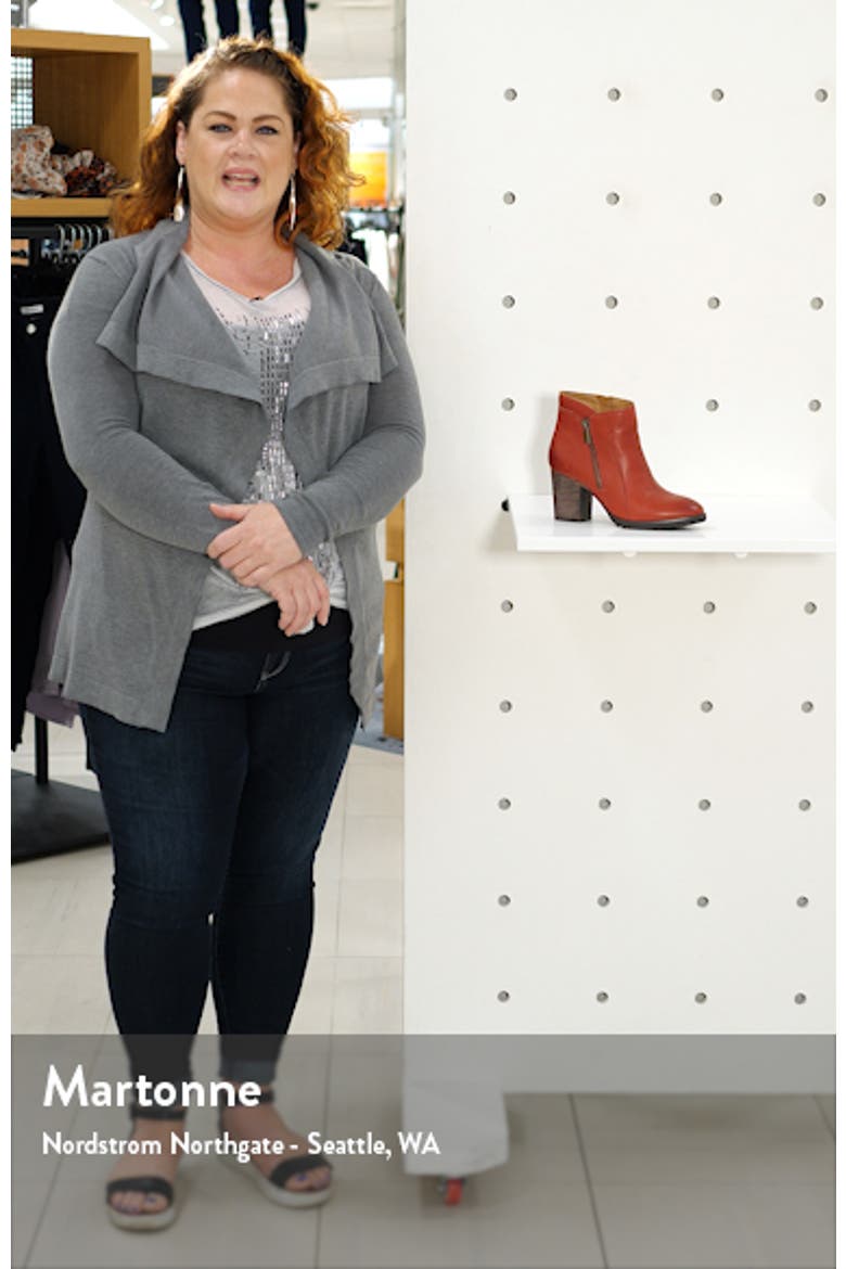 Nilafa Waterproof Bootie video