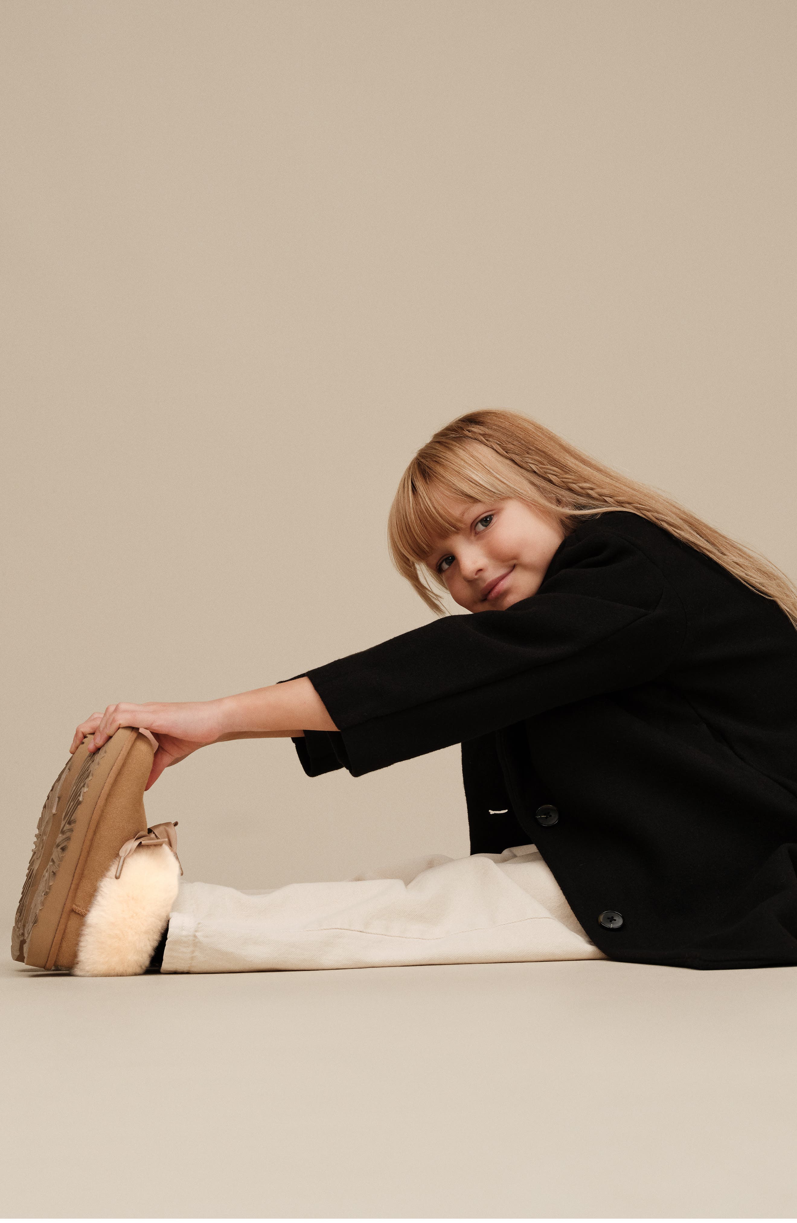 UGG<sup>®</sup> Kids' Bailey Genuine Shearling Collar Slipper, Alternate, color, Chestnut