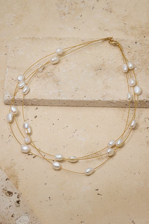 Untamed Petals Pacific Pearl Choker In Gold