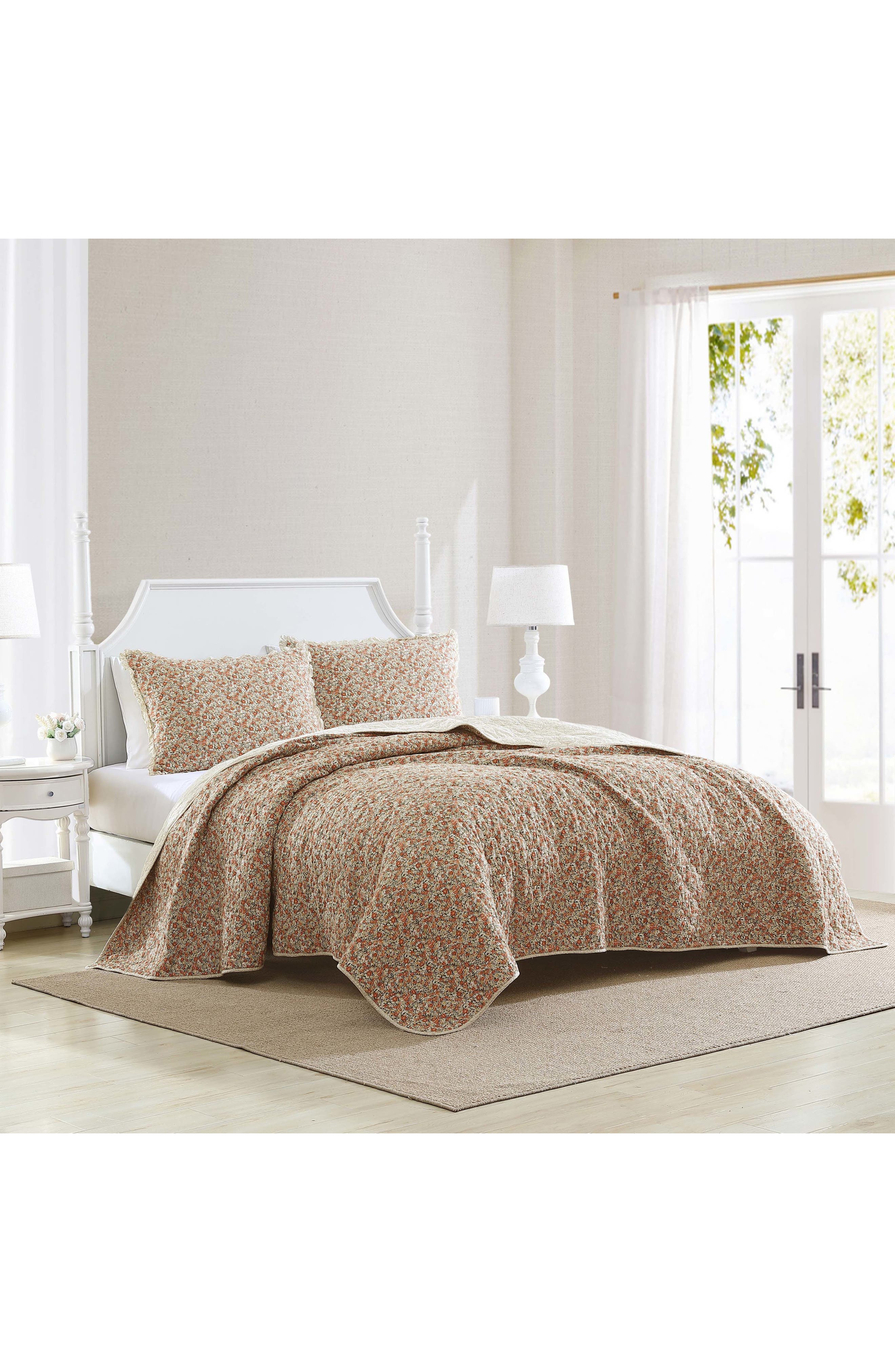 Loveston Quilt & Sham Set