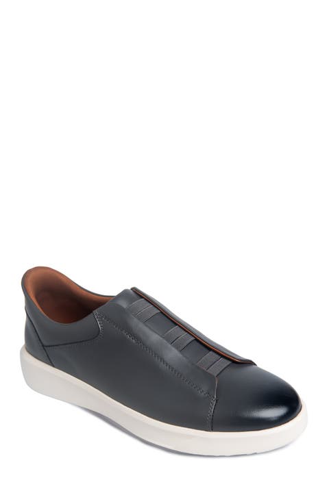 Allen Street Hands Free Technology Lightweight Leather Sneaker