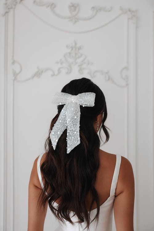 Untamed Petals Anna Sparkle Bow In White