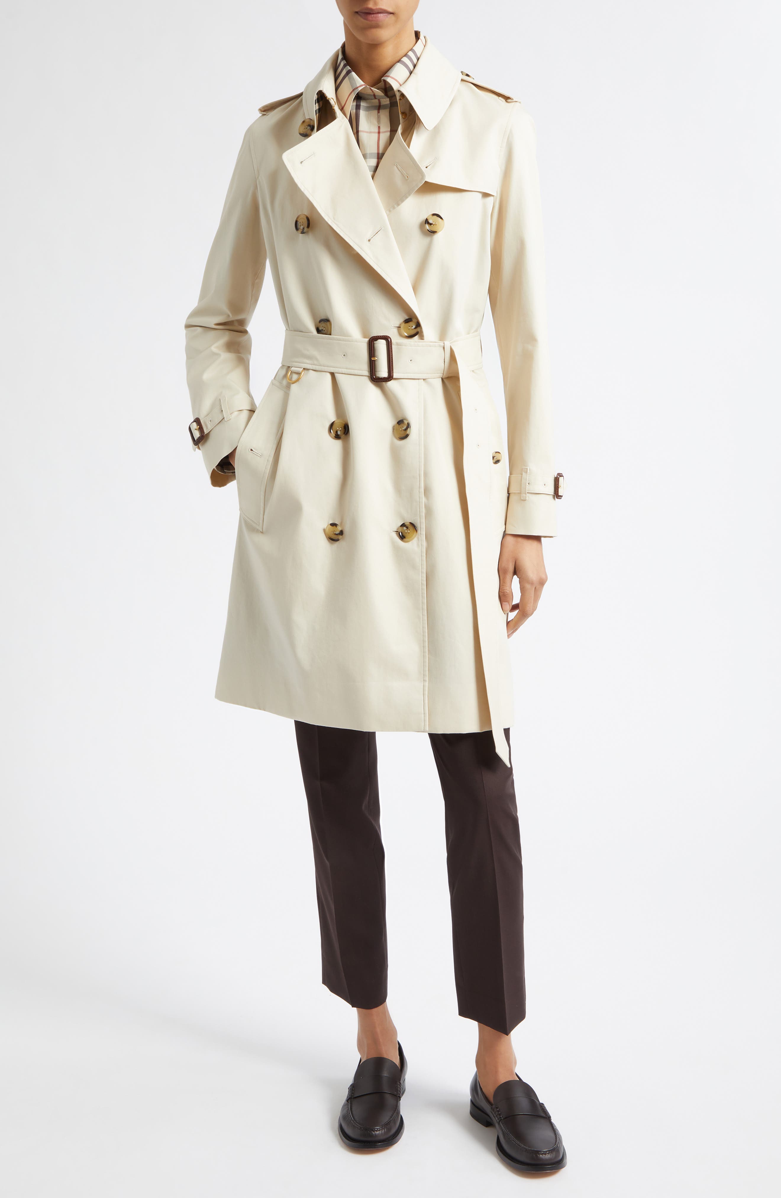 selected CLAM BEIGE