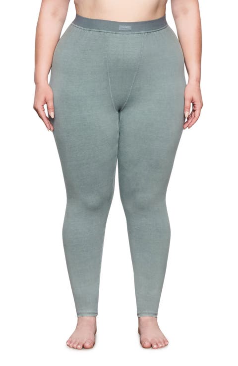 Outdoor Basics Seamed Leggings (Regular & Plus Size)