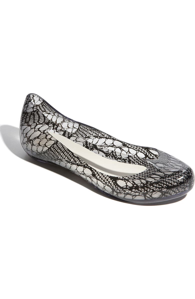 Melissa , Main, color,