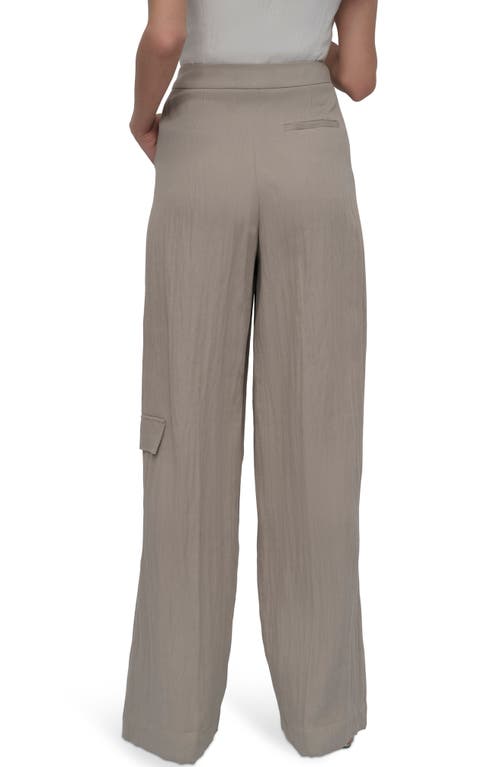 Dkny Weathered Twill Cargo Pants In Vintage Khaki