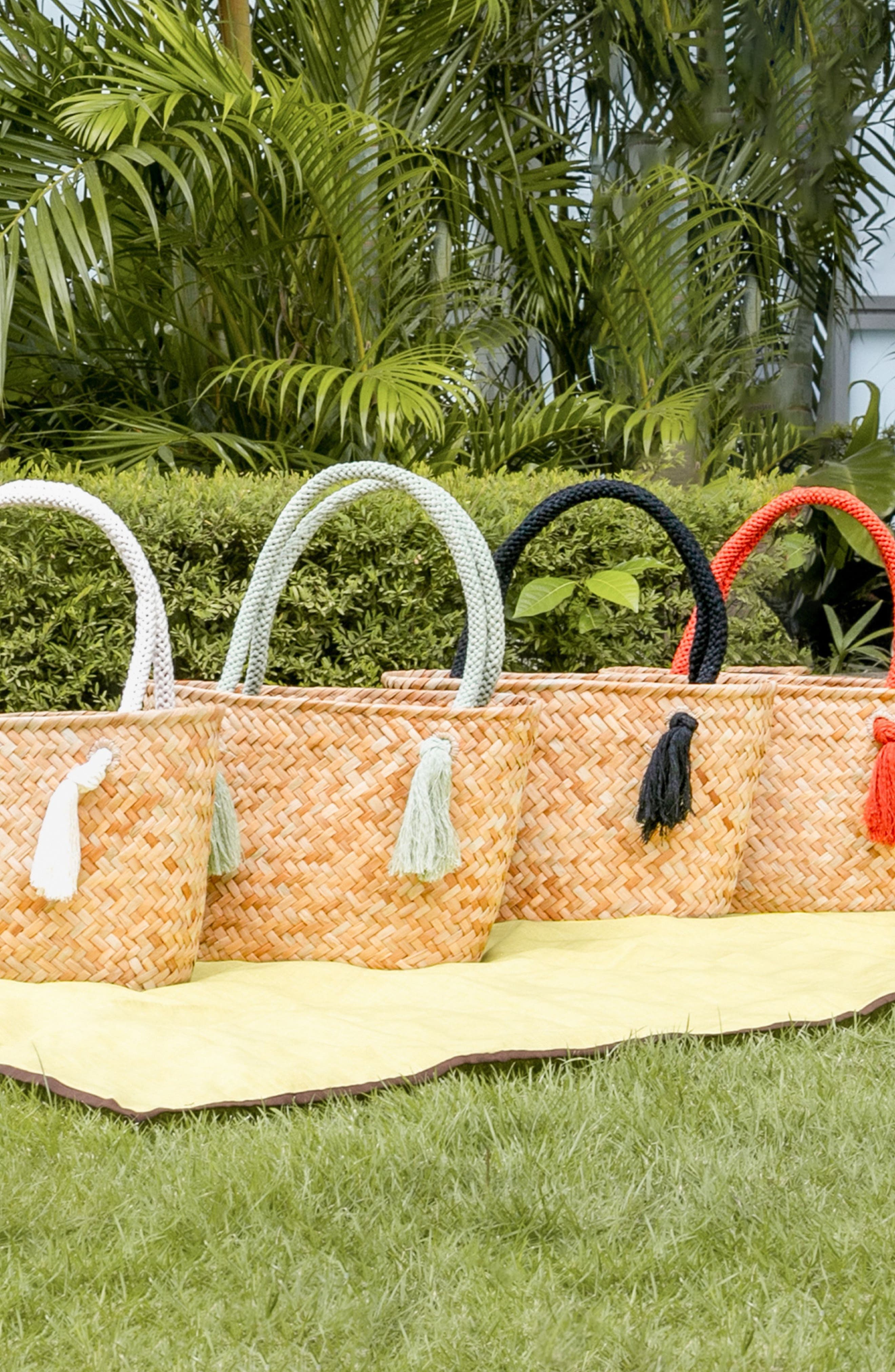 LIKHA Seagrass Large Tote Bag, Alternate, color, Black