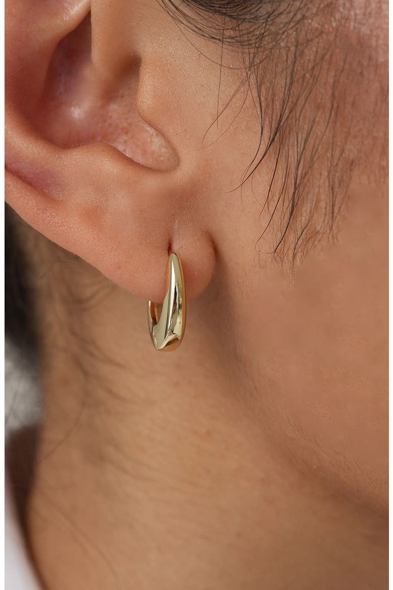 Chunky Oval Huggie Hoop Earrings, Alternate, color, GOLD
